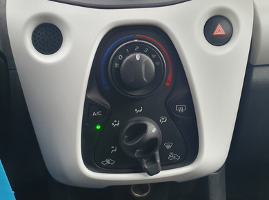 Peugeot 108 1.0 e-VTi Active TOP! AIRCO/SCHUIFDAK/LMV