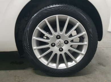 Peugeot 108 1.0 e-VTi Active TOP! AIRCO/SCHUIFDAK/LMV