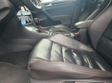 Volkswagen Golf 2.0 TSI GTI NAVI/LEDER/STOELVERW/CRUISE
