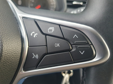 Renault Clio 1.0 TCe 90 Equilibre CARPLAY/CRUISE/AIRCO