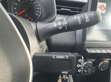 Renault Clio 1.0 TCe 90 Equilibre CARPLAY/CRUISE/AIRCO