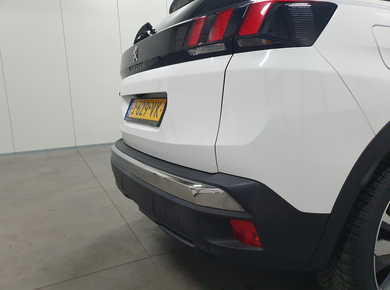 Peugeot 3008 1.2 PureTech Blue Lease Premium Avantage NAVI/CRUISE/AIRCO/LMV