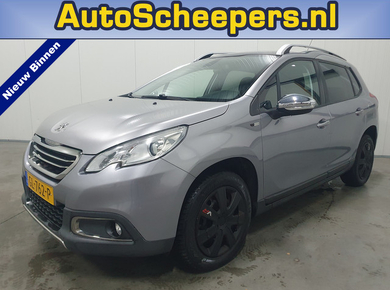 Peugeot 2008 1.2 PureTech Style PANO/NAVI/CLIMA/CRUISE/PDC