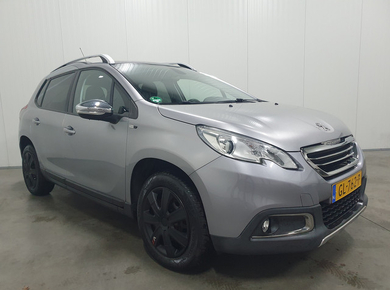 Peugeot 2008 1.2 PureTech Style PANO/NAVI/CLIMA/CRUISE/PDC