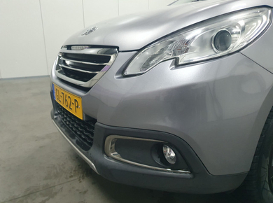 Peugeot 2008 1.2 PureTech Style PANO/NAVI/CLIMA/CRUISE/PDC