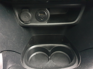 Peugeot 2008 1.2 PureTech Style PANO/NAVI/CLIMA/CRUISE/PDC