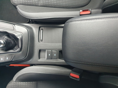 Ford FOCUS Wagon 1.0 EcoBoost Hybrid Connected NAVI/CARPLAY/AIRCO/CRUISE/LMV