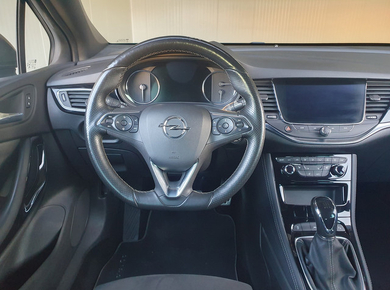 Opel Astra Sports Tourer 1.2 Ultimate PDC/TREKH./HALF-LEDER/NAVI/AIRCO/CRUISE