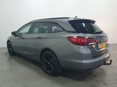 Opel Astra Sports Tourer 1.2 Ultimate PDC/TREKH./HALF-LEDER/NAVI/AIRCO/CRUISE