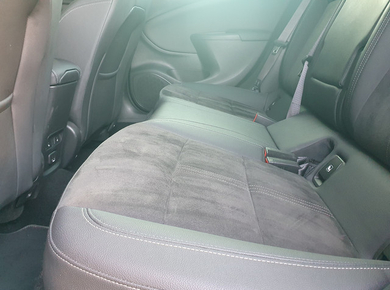 Opel Astra Sports Tourer 1.2 Ultimate PDC/TREKH./HALF-LEDER/NAVI/AIRCO/CRUISE