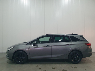 Opel Astra Sports Tourer 1.2 Ultimate PDC/TREKH./HALF-LEDER/NAVI/AIRCO/CRUISE