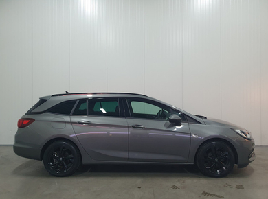 Opel Astra Sports Tourer 1.2 Ultimate PDC/TREKH./HALF-LEDER/NAVI/AIRCO/CRUISE