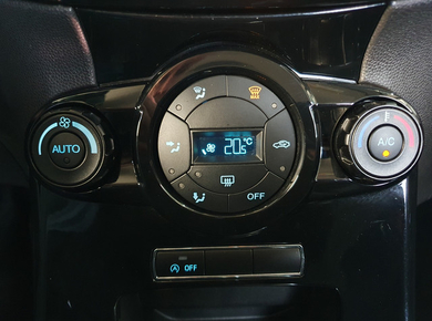 Ford Fiesta 1.0 EcoBoost Titanium CRUISE/CLIMA/TRHAAK/LMV