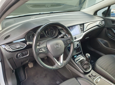 Opel Astra Sports Tourer 1.2 Elegance PDC/NAVI/CARPLAY/LED/TRHAAK/CRUISE