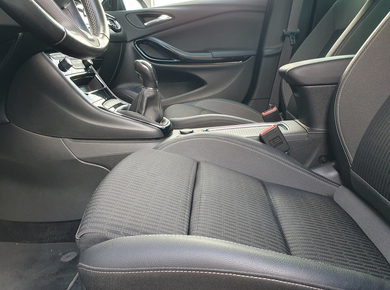 Opel Astra Sports Tourer 1.2 Elegance PDC/NAVI/CARPLAY/LED/TRHAAK/CRUISE