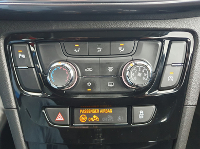 Opel Mokka X 1.4 Turbo Black Edition NAVI/PDC/TRHAAK/AIRCO/LMV