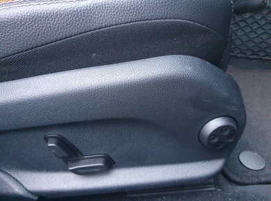 Mercedes-Benz C-Klasse 180 Business Solution AMG NAVI/TRHAAK/DIG.COCKPIT/H-LEDER