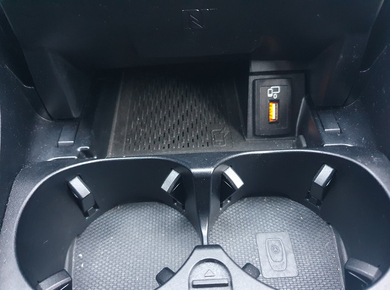 Mercedes-Benz C-Klasse 180 Business Solution AMG NAVI/TRHAAK/DIG.COCKPIT/H-LEDER