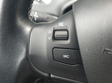 Peugeot 208 1.2 PureTech Allure NAVI/PDC/CARPLAY/TRHAAK/LMV