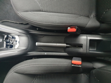 Peugeot 208 1.2 PureTech Allure NAVI/PDC/CARPLAY/TRHAAK/LMV