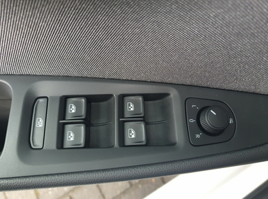 SEAT Leon ST 1.0 EcoTSI Style Business Intense NAVI/CRUISE/AIRCO/LMV