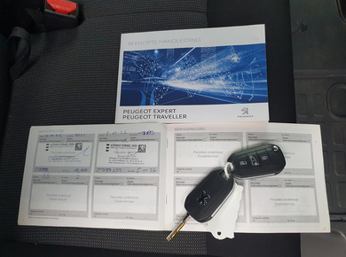 Peugeot Expert 2.0 BlueHDI 180 PK PDC/NAVI/TRHAAK/AIRCO