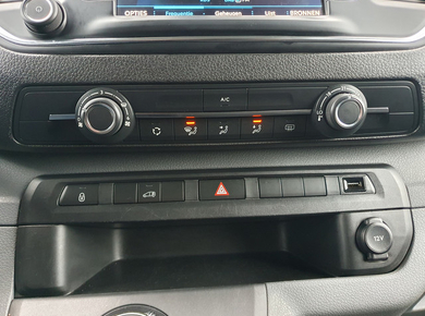 Peugeot Expert 2.0 BlueHDI 180 PK PDC/NAVI/TRHAAK/AIRCO