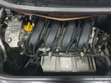 Renault Scénic 2.0-16V Tech Line PANO/NAVI/TRHAAK/PDC/CRUISE