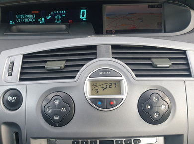 Renault Scénic 2.0-16V Tech Line PANO/NAVI/TRHAAK/PDC/CRUISE