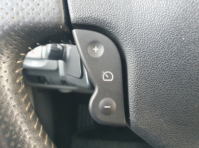 Renault Scénic 2.0-16V Tech Line PANO/NAVI/TRHAAK/PDC/CRUISE