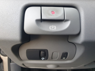 Renault Scénic 2.0-16V Tech Line PANO/NAVI/TRHAAK/PDC/CRUISE