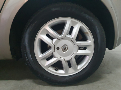 Renault Scénic 2.0-16V Tech Line PANO/NAVI/TRHAAK/PDC/CRUISE