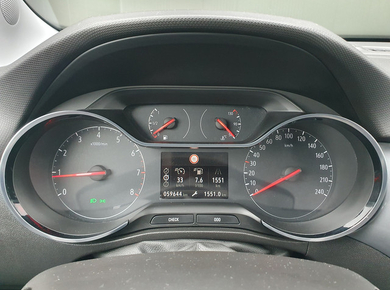 Opel Crossland X 1.2 Turbo Innovation NAVI/CRUISE/AIRCO/LMV