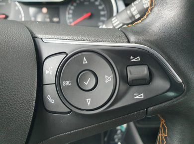 Opel Crossland X 1.2 Turbo Innovation NAVI/CRUISE/AIRCO/LMV