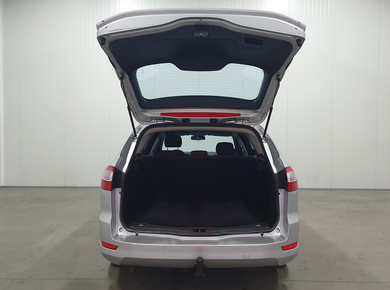 Ford Mondeo Wagon 2.0-16V Limited NAVI/TRHAAK/PDC/CRUISE/CLIMA