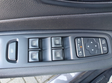 Renault Captur 0.9 TCe Intens NAVI/CAMERA/CRUISE/LMV