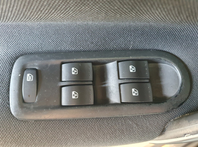 Renault Grand Scénic 2.0-16V Tech Line CLIMA/TRHAAK/CRUISE/LMV