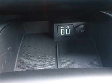 Ford Kuga 2.5 PHEV Titanium X PANO/NAVI/LED/H.LEDER/TRHAAK