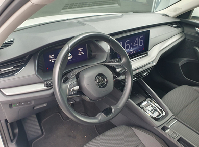 Škoda Octavia Combi 1.5 e-TSI Business Edition NAVI/PDC/LED/CRUISE/AIRCO/LMV