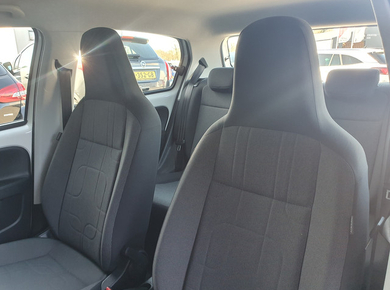 Volkswagen up! 1.0 move up! BlueMotion NAVI/AIRCO/STOELVERW