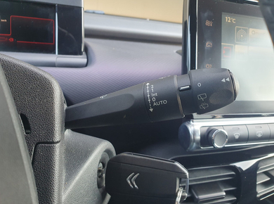 Citroën C4 Cactus 1.2 PureTech Shine NAVI/TRHAAK/CRUISE/STOELVERW