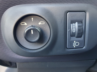 Citroën C4 Cactus 1.2 PureTech Shine NAVI/TRHAAK/CRUISE/STOELVERW