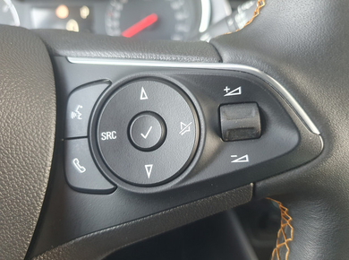 Opel Crossland X 1.2 Turbo Innovation NAVI/CAMERA/CRUISE/STOELVERW