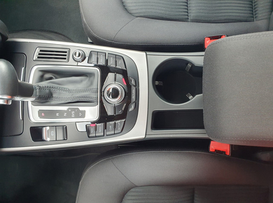 Audi A4 Avant 1.8 TFSI Business Edition PDC/XENON/NAVI/CRUISE/CLIMA/LMV