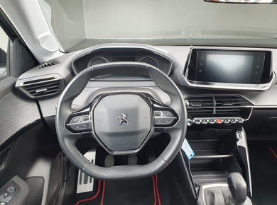 Peugeot 208 1.2 PureTech Active Pack NAVI/PDC/AIRCO/LMV