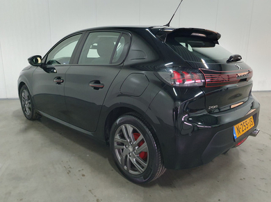 Peugeot 208 1.2 PureTech Active Pack NAVI/PDC/AIRCO/LMV