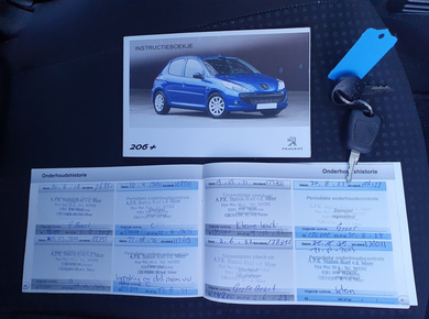 Peugeot 206+ 1.1 Accent AIRCO/EL.PAKKET/TRHAAK