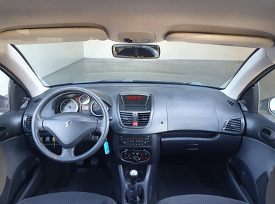 Peugeot 206+ 1.1 Accent AIRCO/EL.PAKKET/TRHAAK