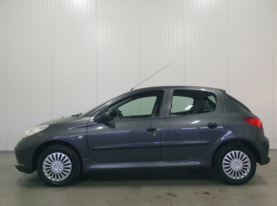 Peugeot 206+ 1.1 Accent AIRCO/EL.PAKKET/TRHAAK