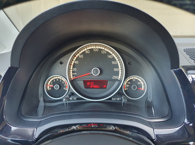 Volkswagen up! 1.0 high up! BlueMotion NAVI/CRUISE/PDC/AIRCO/LMV
